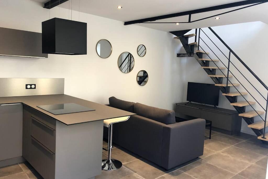 Les Chambres Berguoises Duplex Calme Au Coeur De Bergues Exterior photo